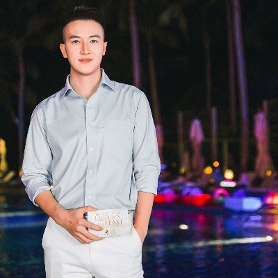 I am a diverse man, my hobbies are climbing, investing, golf, tennis, scuba diving, fitness
