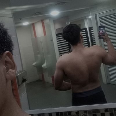 El love language y esquizofrenia en persona,creador profesional de realidades alteradas🦍✨🥰