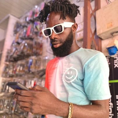 I'm born and raised in kumerica✨ and accredited by the street 💧