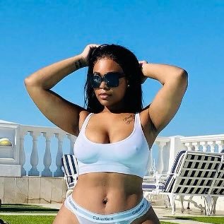 alvareselisaa's profile picture. 