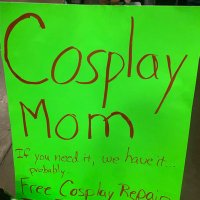 Cosplay mom and dad (@cosplaymomndad) Twitter profile photo