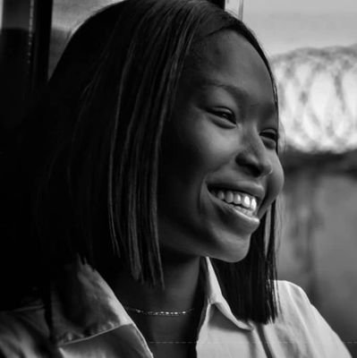 Tee_baby360's profile picture. Light✨