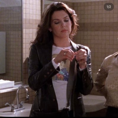 RE_1224's profile picture. Computer Science | 2000 | MED 🇸🇦            🎸🎨📖📸🥋🎬