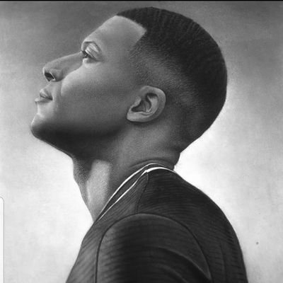 Nigerian pencil artist🇳🇬✏
 #visualartist #realism.

Instagram:@favis_pencil