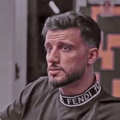 alia1884621's profile picture. 