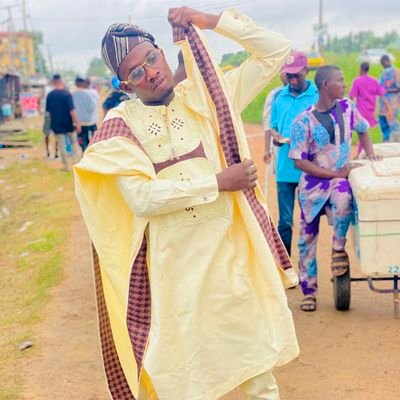 Thatboy_Ibrash's profile picture. https://t.co/VsvgxZ0joz Mathematics 😎||
Blue is the colour ⚽💙||
eFootball & FIFA 🎮💯||
Pisces ♓||
CR7 is the only goat🐐👑