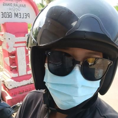 WidiCahyani14's profile picture. 