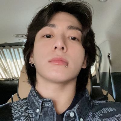 sottonaperkoo's profile picture. #BTS: teamwork makes the dream work.        

          💭 𖦹  thinking about 정국 . . . ♡