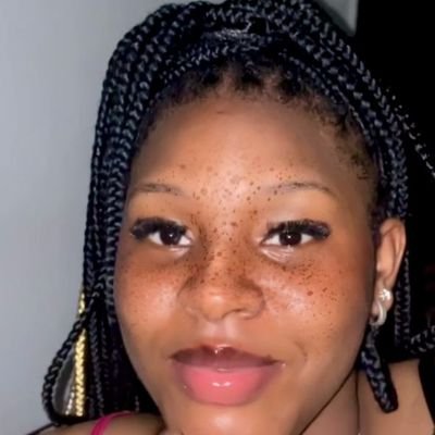 ZikoraUdunna's profile picture. 📌Graphic designer 
📝Copywriter
🌹Available for copies/emails writing logos and more