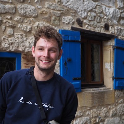 Pers & media voor @www11be | Fan van geschiedenis, politiek en roodharige katers |