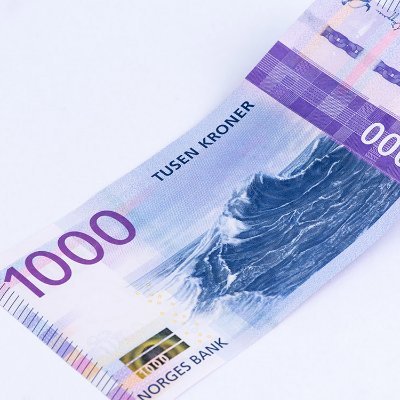 Hobbyinvestor. Mine synspunkter er mine egne, ingen investeringsråd. $TSLA investor. Eier også andre aksjer i Norge, USA og indekser. 95% langsiktig, 5% trade.