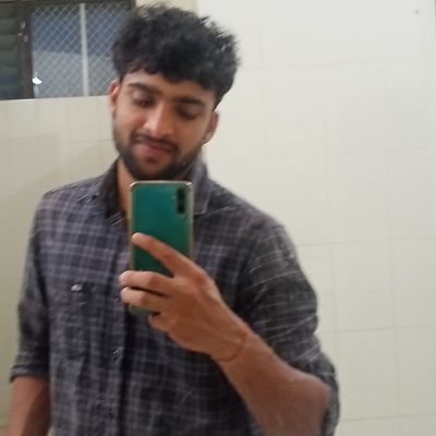 AnkeshY87401825's profile picture. farmer ,
cricket❤️