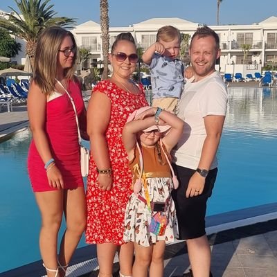 Husband to @joannenye15
Dad to Meg Gracie(T1D) & Cameron

 👨‍🎓S/L of A&P
  🤱Maternal/fetal health researcher

 📧 g.nye@chester.ac.uk