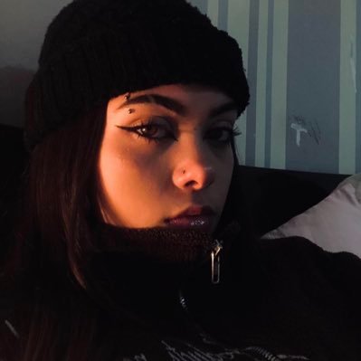 vic0zn's profile picture. nessa rede social, vou fala mt informação útil e também o oposto.