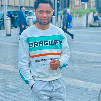 KisqoDpacksy's profile picture. “Find your spark: Quotes | Techinfo | Memes | Inspiring Podcasts | I Am A Creative Tech Enthusiast | Self-taught webDev | aspiring software eng.”