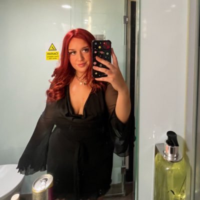 oliviapeden16's profile picture. 