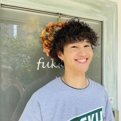 fukkahairnaoki's profile picture. 初めまして😊東中野で美容師をしております！カットなど基本的な技術はもちろんカウンセリングやシャンプー丁寧な接客を大切にしております🙇🏻‍♂️よろしくお願いします🫡