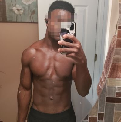 Str8 Foot Fan 👣
Gamer/Anime Broski 🎮
Dms 📭