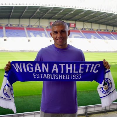 Professional footballer for Wigan Athletic ⚽️ on loan @ Larnefc Instagram - kielloyd Enquires - @llsonline