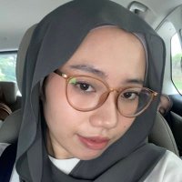 dina (@irdinasufiyah) 's Twitter Profile