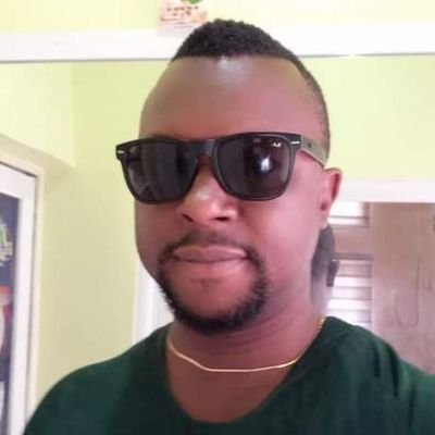 charleyify's profile picture. A political psychologist.