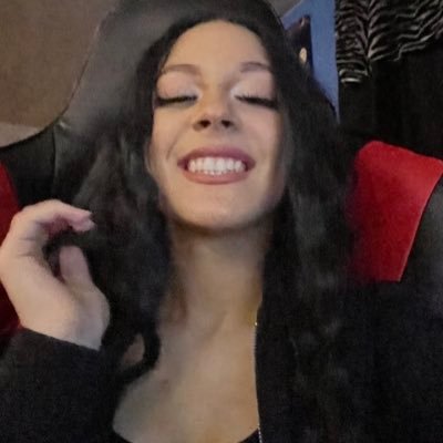 petiterager's profile picture. on my 6th lvl ✩