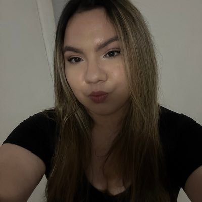 Rmaria00's profile picture. 