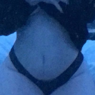 sunnyystormm's profile picture. cum play😝