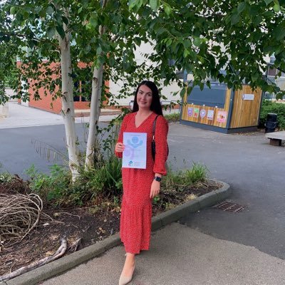 Newly qualified MFL teacher👩🏻🏫 “Tu futuro depende de lo que hagas hoy no mañana”