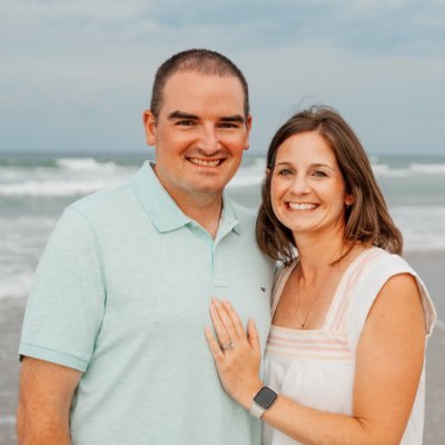 Father of Twin Girls, Sr. Director Enterprise Account Management at Hootsuite, NCAA WBB Official