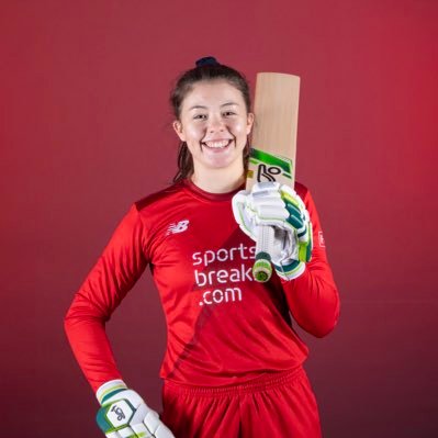 Lancashire Women’s and Thunder cricketer🌹sponsored by @KookaburraCkt