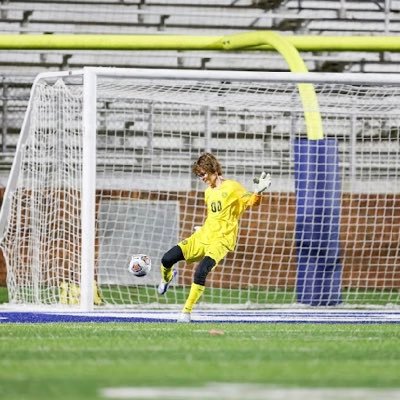 Auburn High School soccer | goalie | #00 | 6’0 150 | C/O 26 |  GPA 3.68 | #D1Life