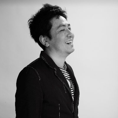 広告、CM、プロモーション、PRなど企画。企業やブランドのコミュニケーション戦略やクリエイティブのご相談相手してます。▶️2006年:博報堂ケトル→2018年:SERIFF共同代表▶️お仕事は @SERIFF_official ▶️映像と音楽、ときどきサーフィン▶️note→ https://t.co/7c74wIhYUY