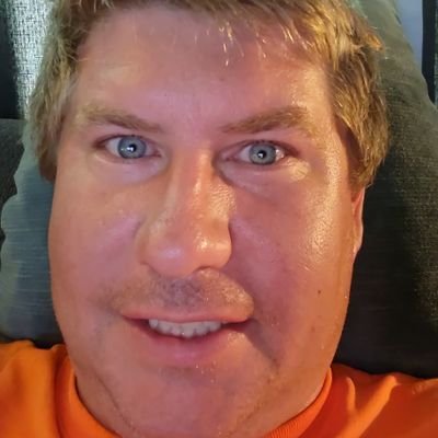 djbowzer's profile picture. Christian father libertarian