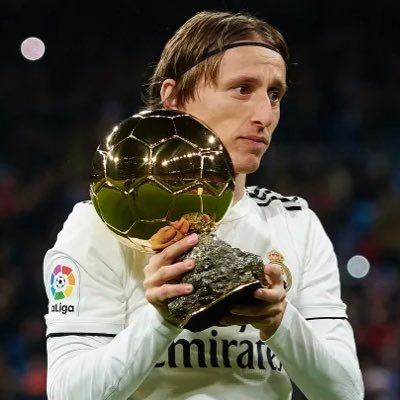 Looking to add to my ever-growing Luka Modric collection.  Gold is preferable!