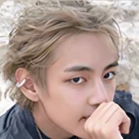 v (@juri1230v) 's Twitter Profile