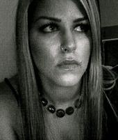 Apoloniangzp's profile picture. Not too serious.. just am ugly by default lol