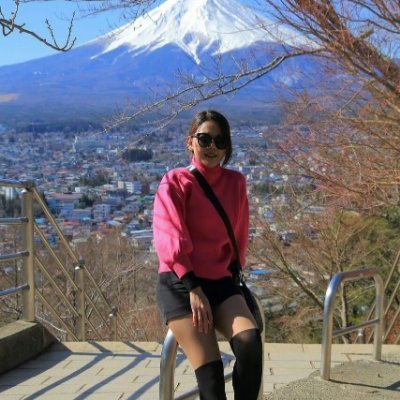 hotsachin87's profile picture. Hiking 🥾 camping 🏕️ skydiving 🪂 golfing ⛳️ equestrian 🐎 tailwave surfing 🏄🏽‍♀️ free diving 🤿 skiing 🏂 gunning 🔫 watching MMA 🥊 busy in spring, summer