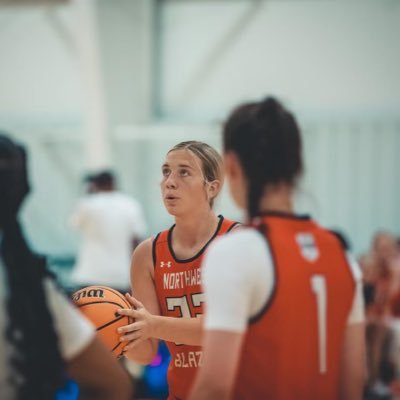 • lynden high school 27’ • 🏀 nw blazers orange 17u guaa • 6’1 g/f • 🏐 oh •