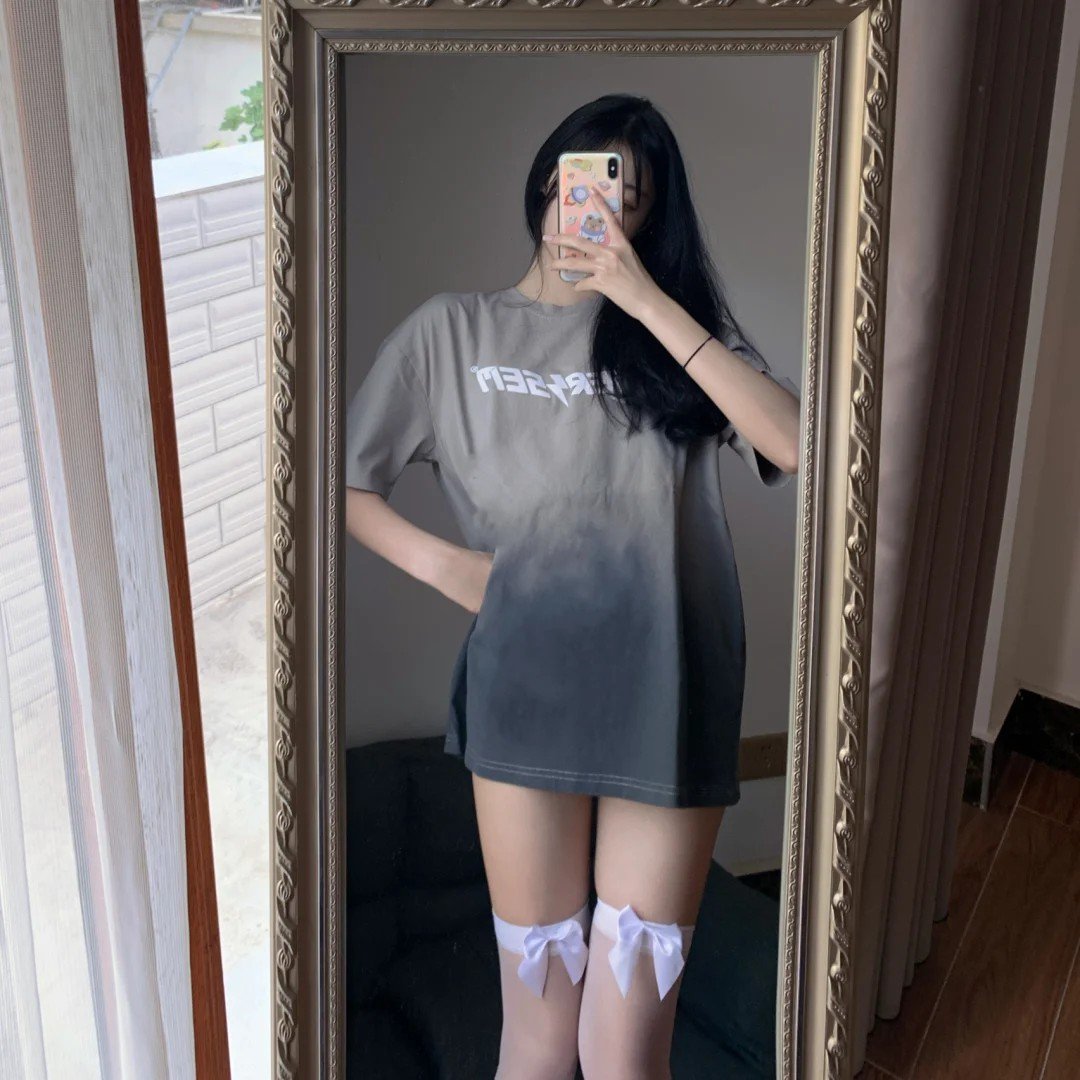 iwqd069paw's profile picture. The second profession of Indians, earning between 1000 and 3000 Indian rupees per day, effortlessly working for 2 hours on their mobile phones