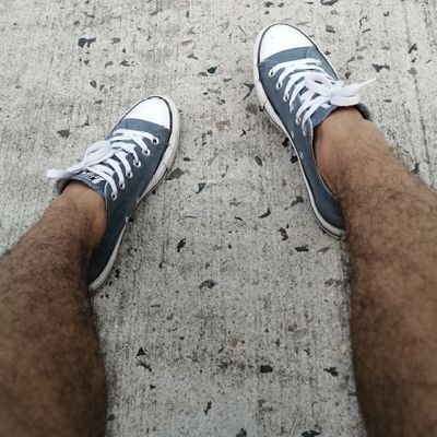 Hey hay que aprender a querernos, sean felices primero y luego compartan esa felicidad con los demás, inspiren, sueñen, amen y sonrían.