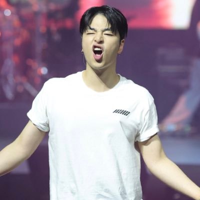 iKONIC ❤💕