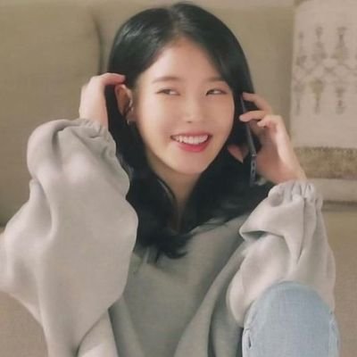 ♥아이유♥유애나♥이지은♥이지금♥이지동♥건빵&별사탕♥1993년5월16일♥아이유는찐사랑이댱♥
♥마마무♥솔라♥1991년2월21일♥문별♥1992년12월22일♥휘인♥1995년4월17일♥화사♥1995년7월23일♥츄♥츄깅♥김지우♥1999년10월20일♥조이현♥1999년12월8일♥