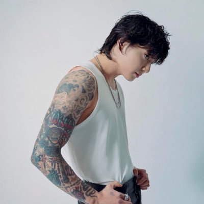 JKFOREVER972's profile picture. ‘97 liner, Army 💜 Saw my loves on dec 1. & 2 💜