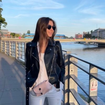 inna_ramashko's profile picture. As a UX UI designer, I use this space to share my interests and showcase my projects