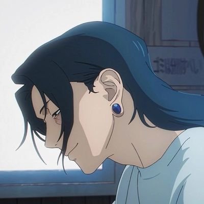 no angsty lyrics in bio I'm watching video essays about saturation diving