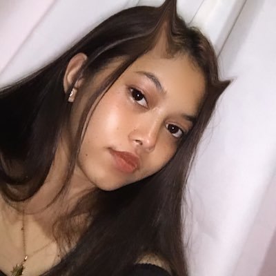 kizziahhh's profile picture. I trauma dump, like a lot.