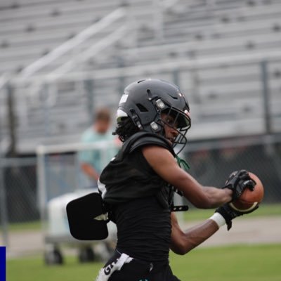 Class: 2024| Glen Allen High School| Pos:DB/WR | Ht:6’0| Wt: 165 | GPA:3.7|croc7005@gmail.com| 804-263-7476 |
