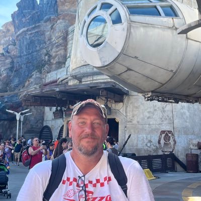 Disney Adult. Divorced Dad. Blue collar. Looking to follow other Disney Adults and just enjoy sharing and chatting all things Disney especially Disney World