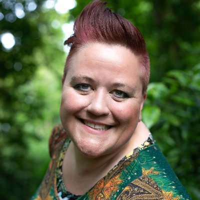 GörDetNU-Ellinor inspirerar entreprenörskvinnor och förmedlar budskap om hur din inre gudinna vill hjälpa dig skapa mer frihet & framgång i ditt företagsliv!